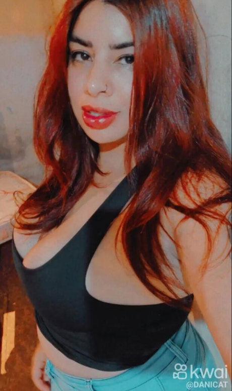 Daniele Mara Valentino actrice de nus galerie