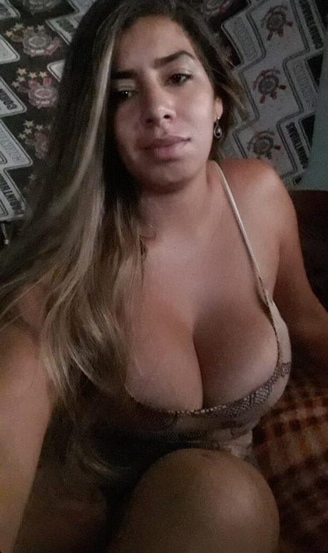 Daniele Mara Valentino star érotique image