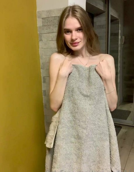 eva nude11 star du porno chaude img