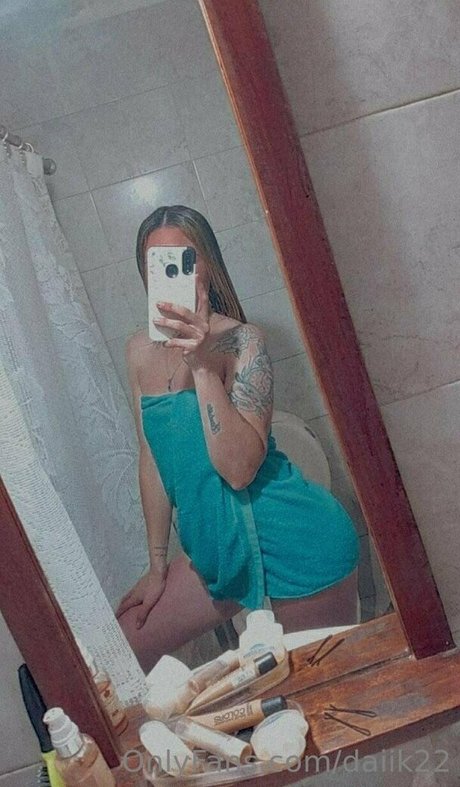 daiik22 modèle nu image