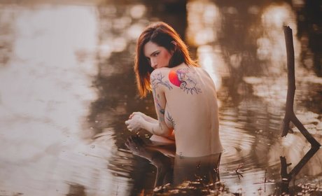 Poli Kap modèle pornographique image