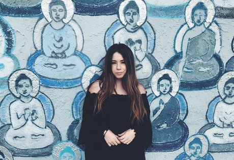 Jillian Rose Reed haut modèle photos