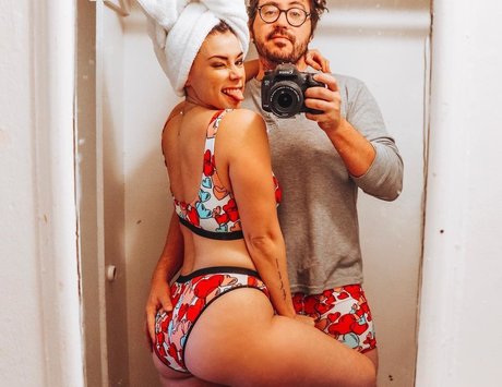 Jillian Rose Reed étoile gratuite photos