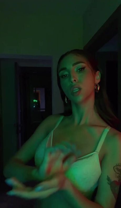 aisultana actrice galeries