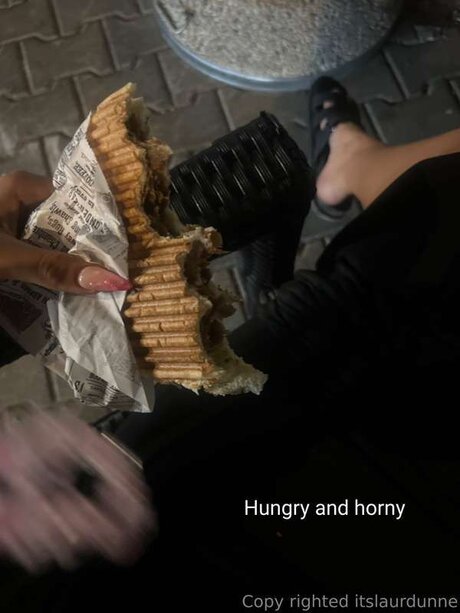 itslaurdunne star du porno nue img