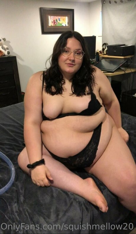 squishmellow20 actrice exclusive des photos