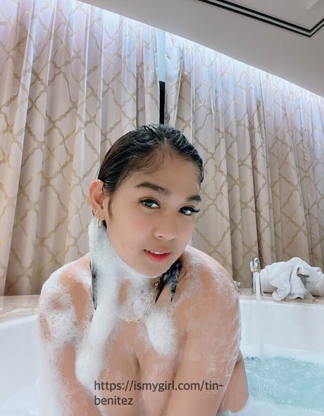 Christina Benitez star du porno chaude des photos