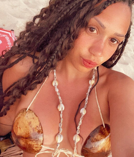 Ginnadlg actrice de grande qualité images