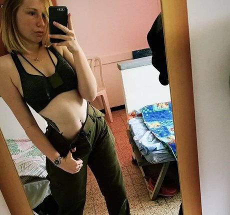 Katherine Fisher actrice de nus archive