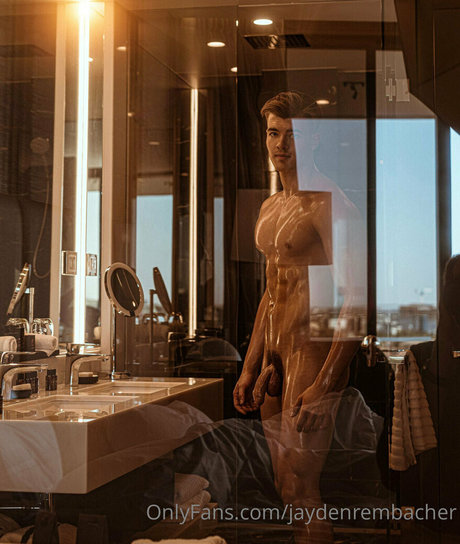 joi uniquementfans belle hd des photos