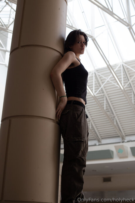 holyheck actrice artistique img