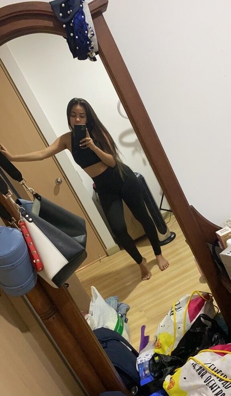 Huge Tits Nataly actrice adulte img