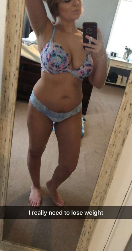 shanassty actrice chaude galerie