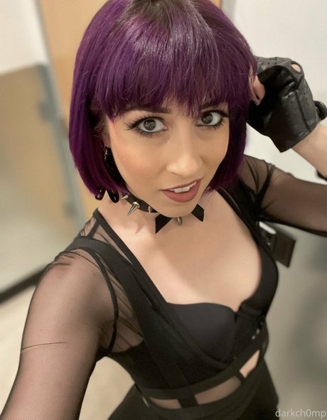 visage blond uniquementfans sympa gratuit photo