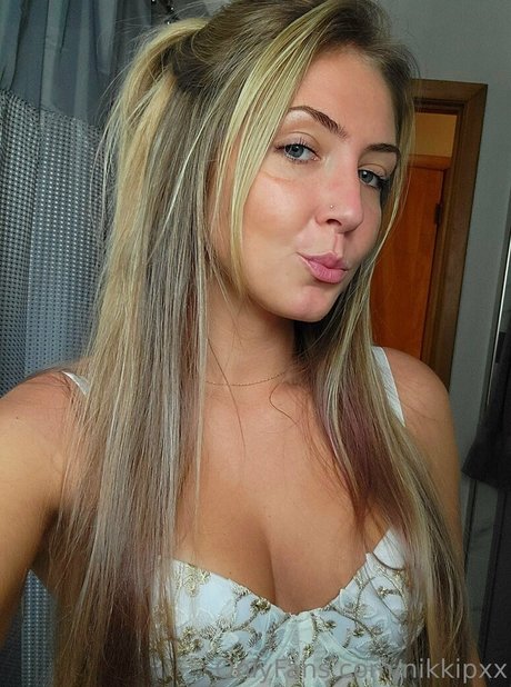 Nikkipxx étoile de l'art photo