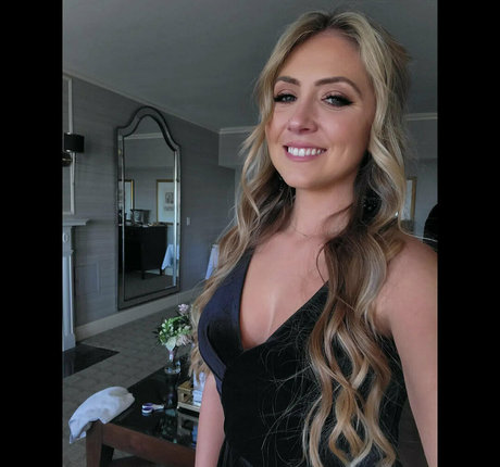 Nikkipxx star exclusive photos