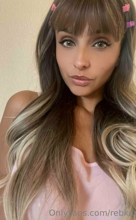 rebka étoile érotique des photos