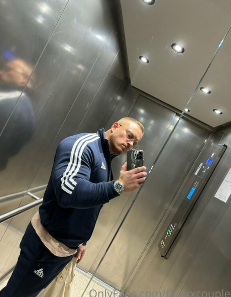 flexxxcouple actrice de sexe archive