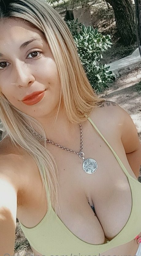 givepleasuree étoile sexy galerie