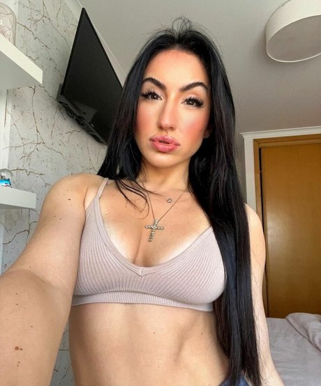 Laura Luchtenberg étoile sexy galerie