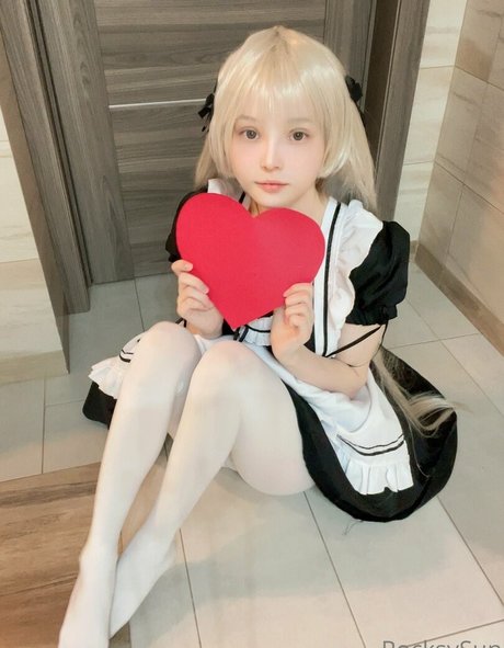 pom-pom girl asiatique onlyfans haut gratuit photos