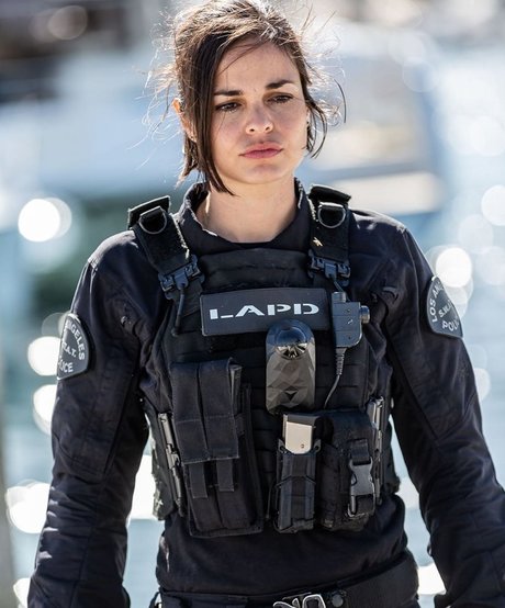 Lina Esco beau modèle des photos