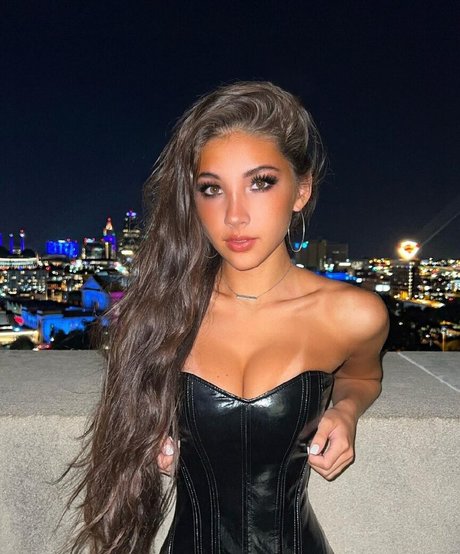 latina épaisse uniquementfans pornographique xxx image