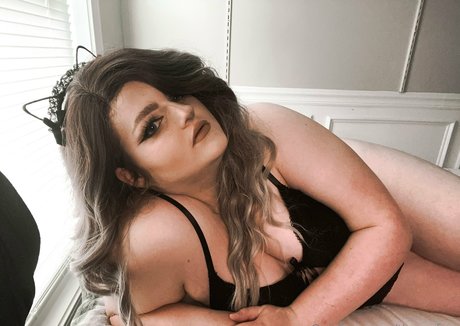 thoraafree actrice exclusive des photos