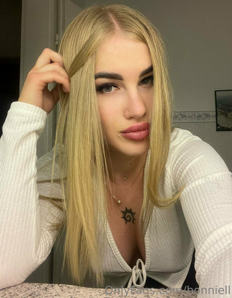 bonniell star du porno gratuit img