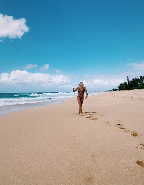 Calyx Harmony haut de star du porno images