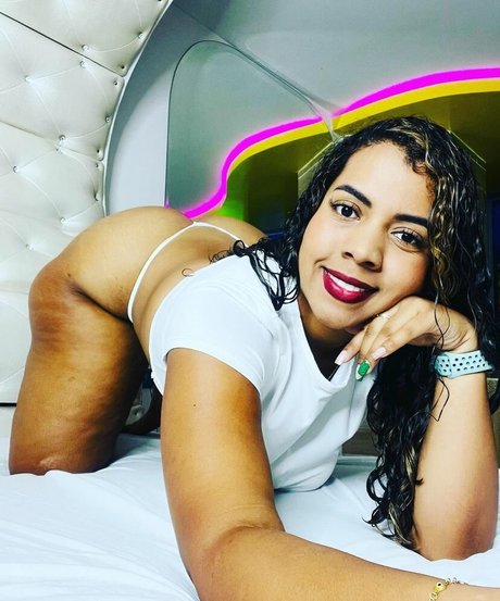 asmr xxx uniquementfans parfait et sexy photo