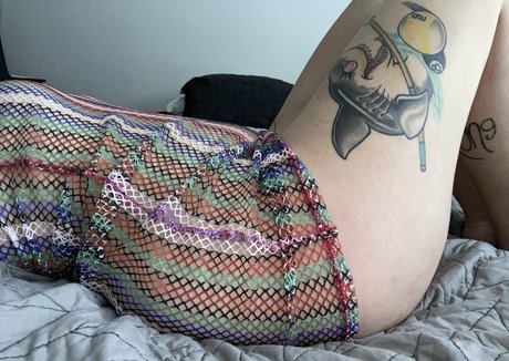 bettyplug modèle joli photo