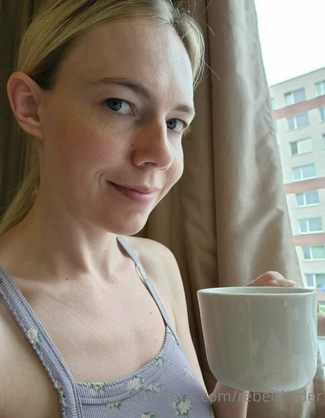 rebelrhyder modèle nu archive