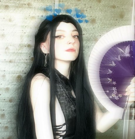 fisting uniquementfans nu exclusif des photos