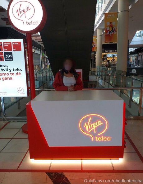 obedientenena étoile photos