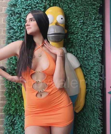 Libbyvalentini actrice sexy images