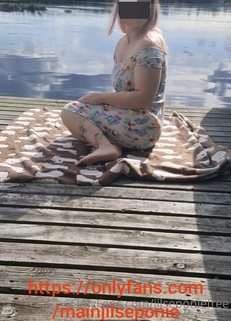 jilseponiepanties star érotique des photos