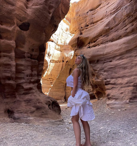 adorer onlyfans assez nue galerie