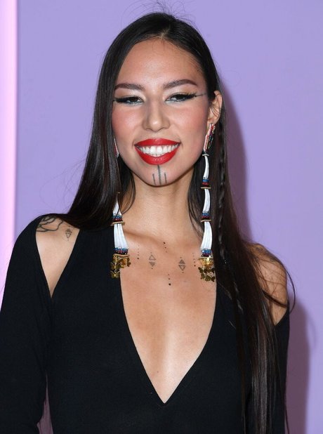 Quannah Chasinghorse joli modèle galeries