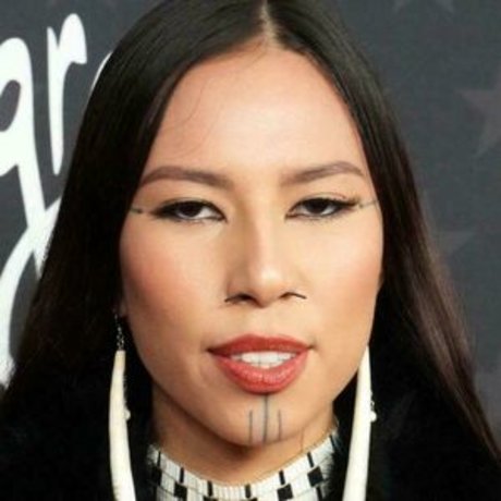 Quannah Chasinghorse star du porno gratuite archive