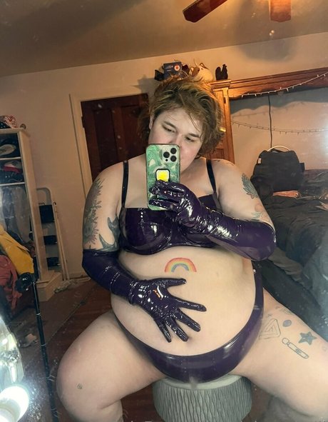 rainbowbelli sexe de star du porno archive