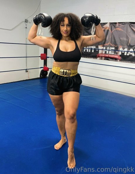 fans anaux courbés uniquement haut érotique images