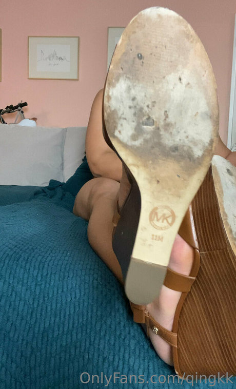 fille courbée dà côté onlyfans adulte chaud galerie