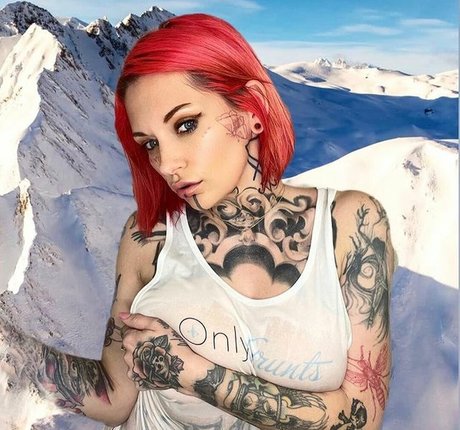 GunBunny101 actrice érotique des photos