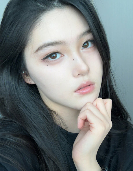 iamazhai art modèle galeries