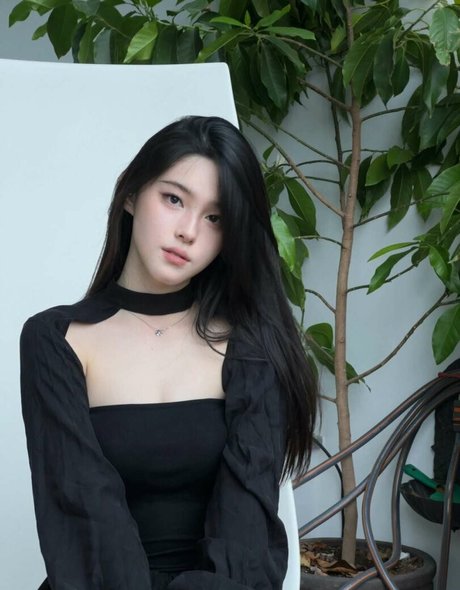 iamazhai actrice exclusive galeries