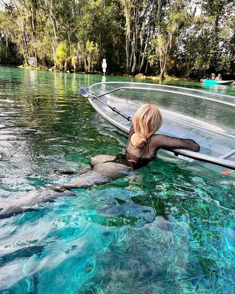 Anna Contortionist étoile magnifique photo