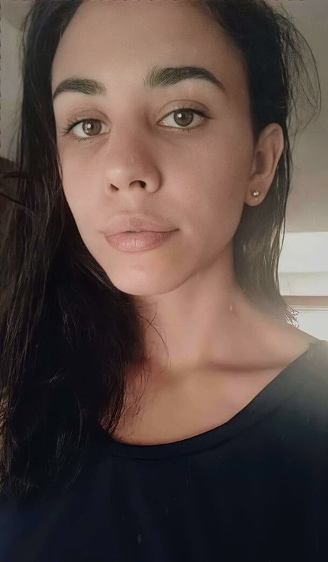 Vera Kaludi modèle exclusif image