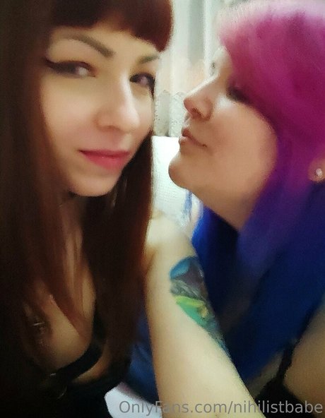 nihilistbabe modèle magnifique galerie