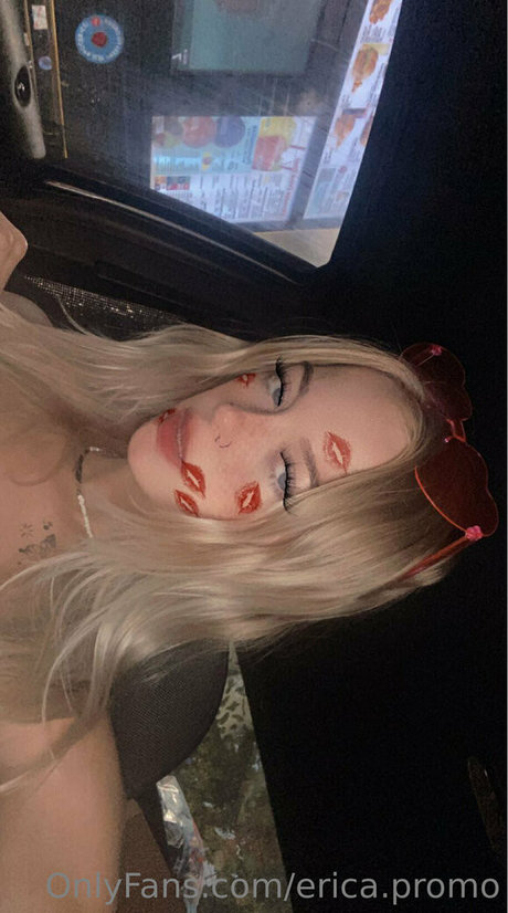 erica promo modèle xxx galerie
